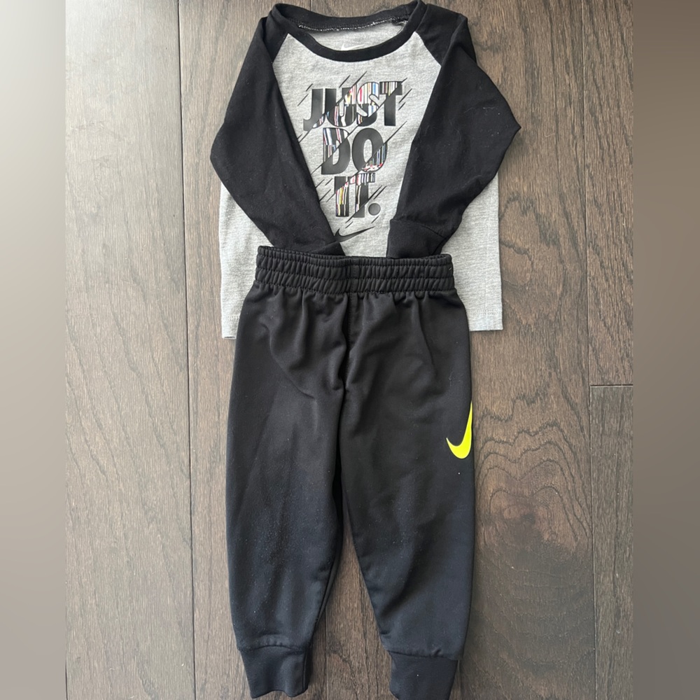 NIKE 12m MATCHING SET